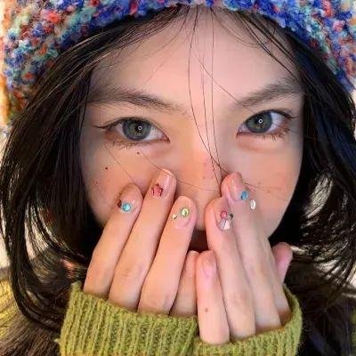 撒娇女人最好命